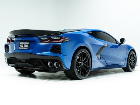 Used 2025 Chevrolet Corvette Stingray Coupe w/ 1LT RWD image 12
