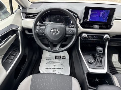 Used 2023 Toyota RAV4 XLE w/ Convenience Package AWD/4WD image 15