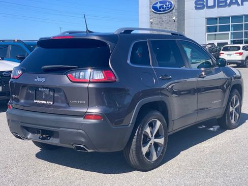 Used 2020 Jeep Cherokee Limited AWD/4WD image 6
