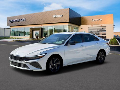 New 2026 Hyundai Elantra SEL Sport image 2