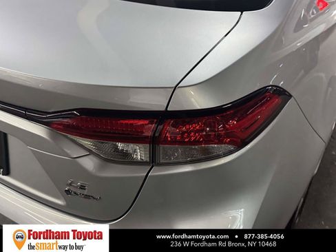 Used 2026 Toyota Corolla LE w/ LE Premium Package FWD image 10