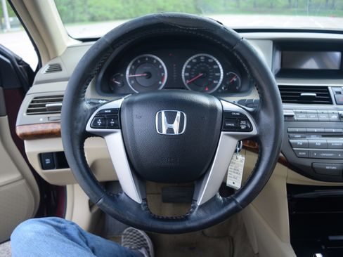 Used 2009 Honda Accord EX-L image 4