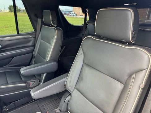 Used 2021 GMC Yukon SLT w/ SLT Luxury Plus Package AWD/4WD image 14