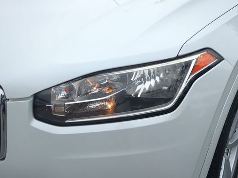 Used 2016 Volvo XC90 T5 Momentum AWD/4WD image 9