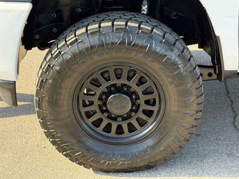 Used 2023 RAM 2500 Laramie w/ Night Edition AWD/4WD image 31