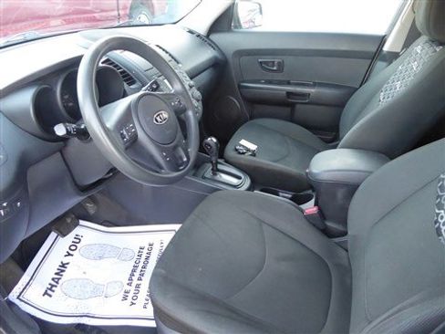 Used 2010 Kia Soul + image 15
