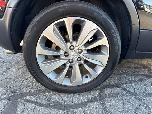 Used 2018 Buick Encore Preferred AWD/4WD image 15