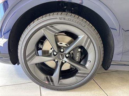 New 2026 Genesis GV70 2.5T Sport Prestige AWD/4WD image 9