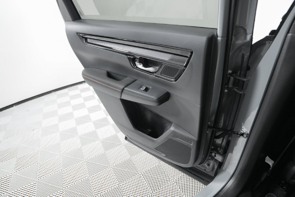 Used 2026 Honda CR-V Sport Touring image 14