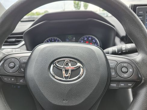 Used 2019 Toyota RAV4 XLE w/ All Weather Liner Package AWD/4WD image 28