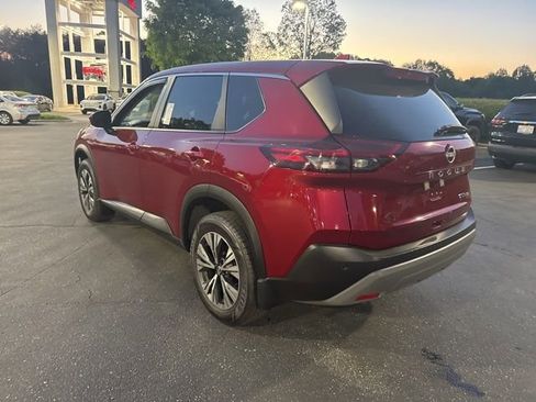 Used 2023 Nissan Rogue SV image 7