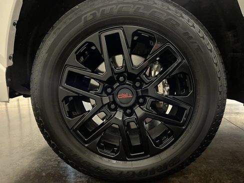 Used 2022 Toyota Tundra SR5 image 11