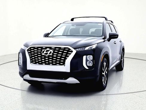 Used 2020 Hyundai Palisade SEL image 2