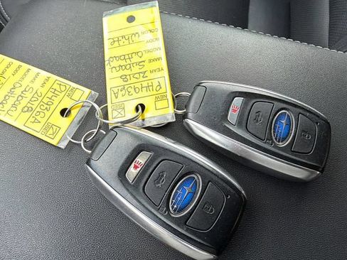 Used 2018 Subaru Outback 2.5i Limited AWD/4WD image 29