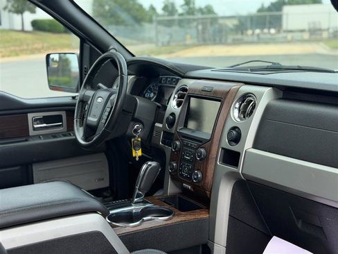 Used 2014 Ford F150 Lariat w/ Equipment Group 502A Luxury AWD/4WD image 28