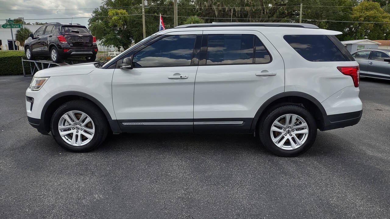 Used 2018 Ford Explorer XLT w/ Equipment Group 201A AWD/4WD image 6