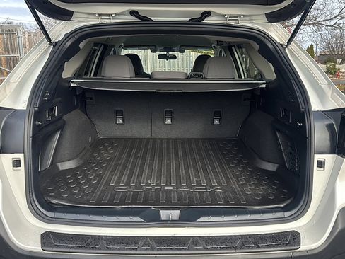 Used 2021 Subaru Outback Premium image 23