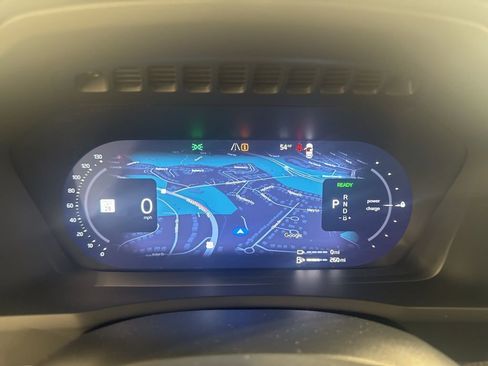 New 2026 Volvo XC90 T8 Ultra w/ Protection Package Premier AWD/4WD image 12