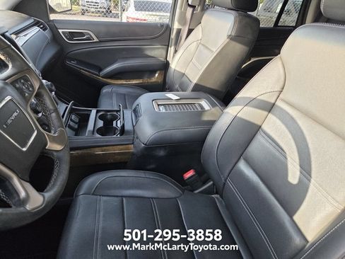 Used 2017 GMC Yukon Denali w/ Open Road Package AWD/4WD image 6