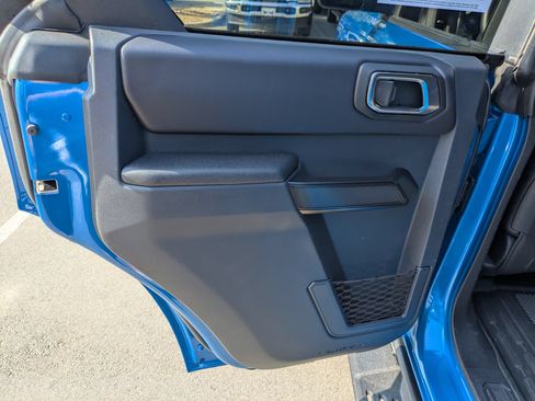 Certified 2025 Ford Bronco Badlands AWD/4WD image 32