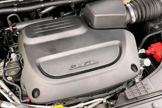 Used 2019 Chrysler Pacifica Touring-L Plus w/ Advanced Safetytec Group FWD image 29