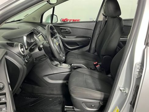 Used 2016 Chevrolet Trax LS w/ LPO, Protection Package FWD image 16