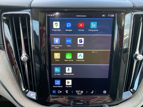 Certified 2022 Volvo XC60 B6 Inscription w/ Advanced Package image 19