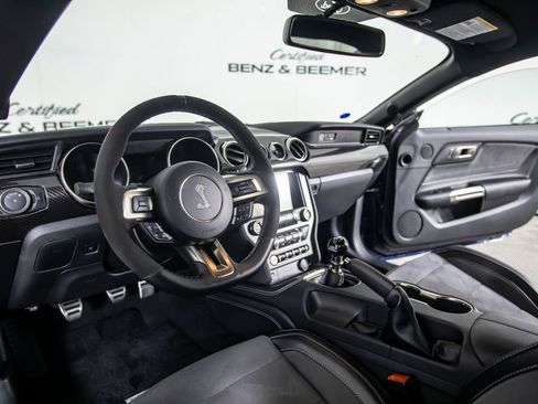 Used 2020 Ford Mustang Shelby GT350 w/ Technology Package image 23