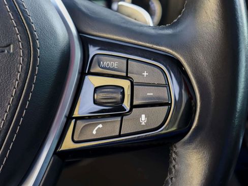 Used 2019 BMW 530e image 20