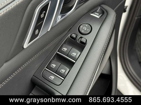 Used 2024 BMW X5 xDrive40i image 15