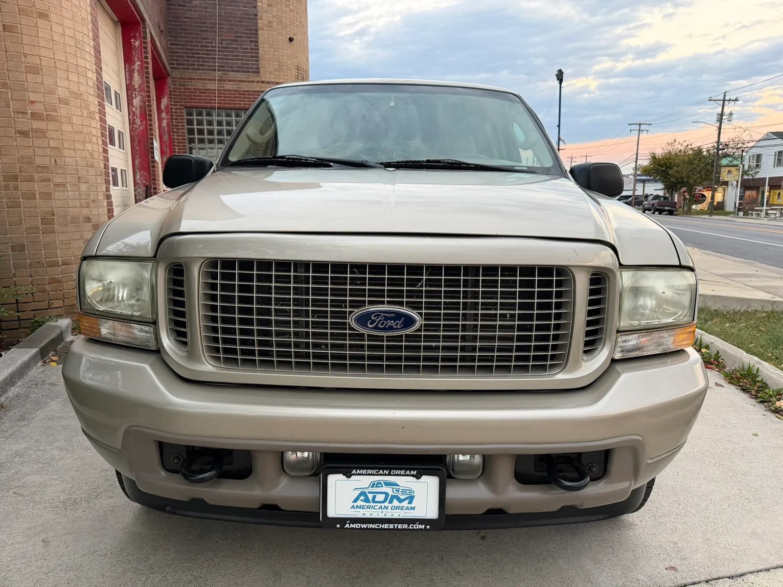 Used 2004 Ford Excursion Limited AWD/4WD image 3