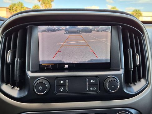 Used 2019 Chevrolet Colorado Z71 RWD image 27