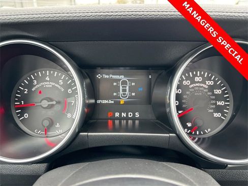 Used 2022 Ford Mustang Premium image 19