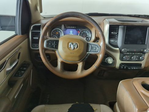 Used 2019 RAM 1500 Laramie image 11