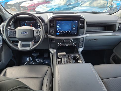 Used 2025 Ford F150 Lightning XLT AWD/4WD image 15