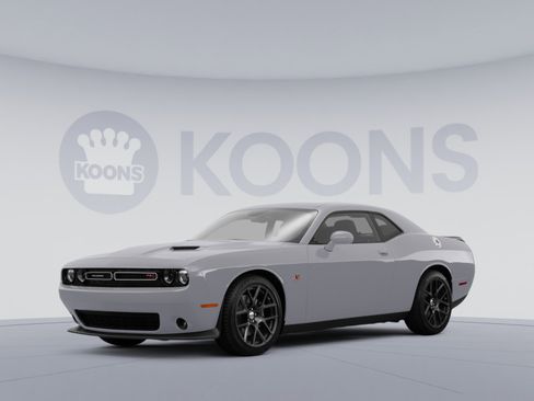 Used 2019 Dodge Challenger R/T Scat Pack image 1