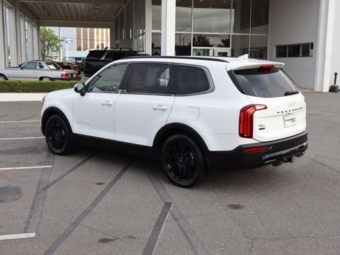 Used 2022 Kia Telluride EX w/ EX Premium Package AWD/4WD image 8