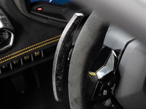 Used 2019 Lamborghini Huracan Performante image 20