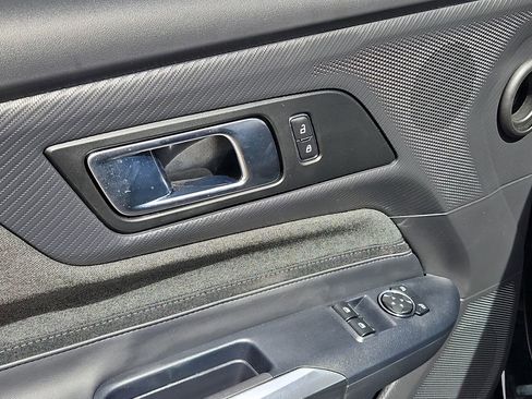 Used 2025 Ford Mustang EcoBoost image 12