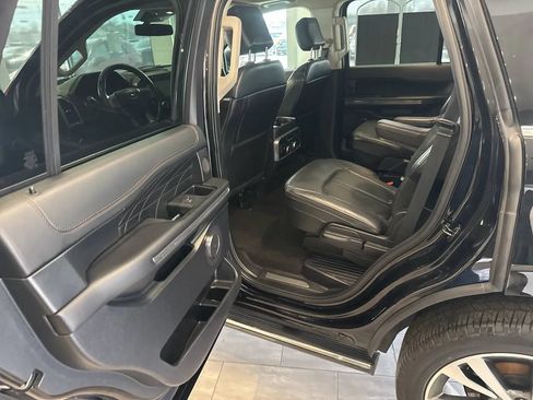 Used 2021 Ford Expedition Platinum AWD/4WD image 38