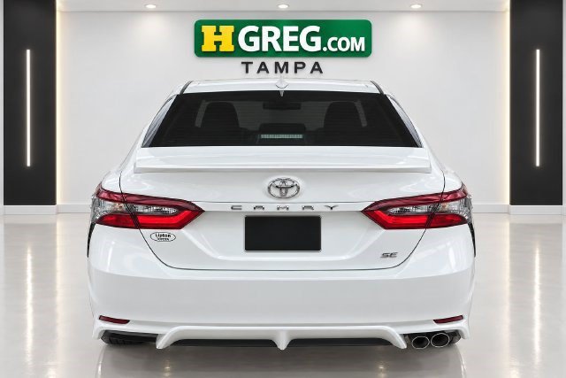 Used 2024 Toyota Camry SE w/ Convenience Package FWD image 8
