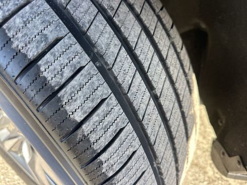 Used 2023 Cadillac Escalade ESV Sport Platinum image 37