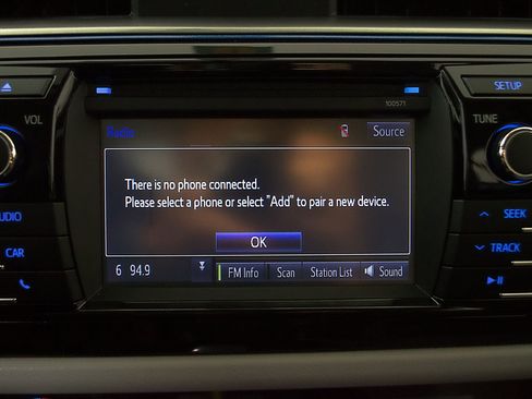 Used 2016 Toyota Corolla LE FWD image 28