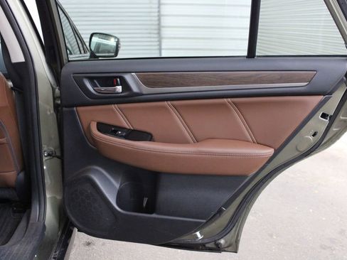 Used 2017 Subaru Outback 3.6R Touring w/ Popular Package #5A image 14