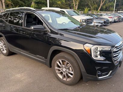 Used 2024 GMC Terrain SLT