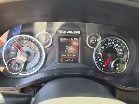 Used 2019 RAM 1500 Big Horn AWD/4WD image 15