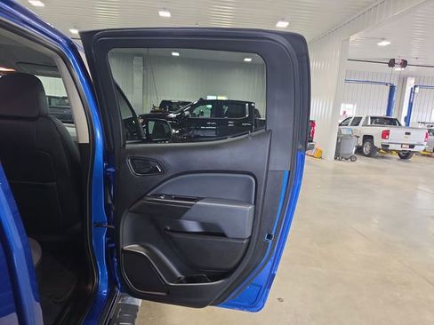 Used 2019 Chevrolet Colorado Z71 AWD/4WD image 28