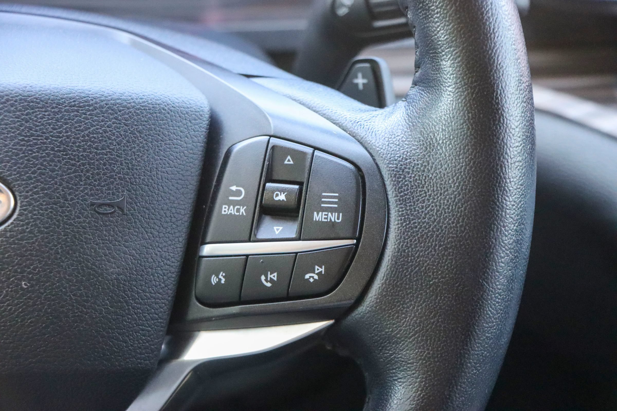 Used 2020 Ford Explorer Limited RWD image 33