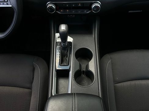 Used 2025 Nissan Altima 2.5 SV image 15