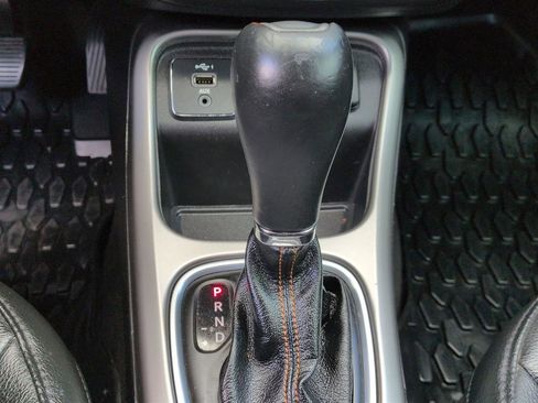 Used 2020 Jeep Compass Latitude FWD image 26